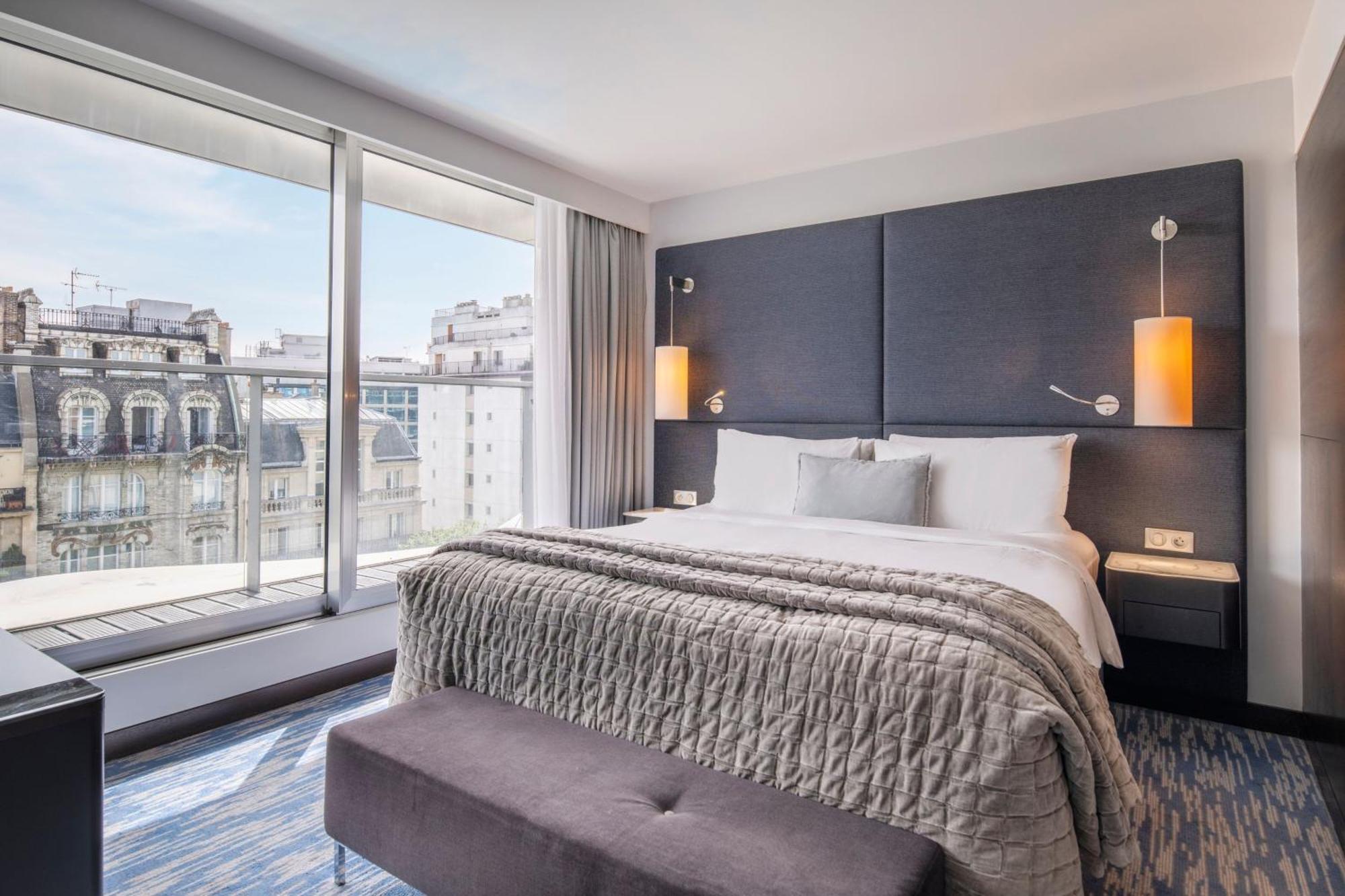 Renaissance Paris Arc De Triomphe Hotel Bagian luar foto