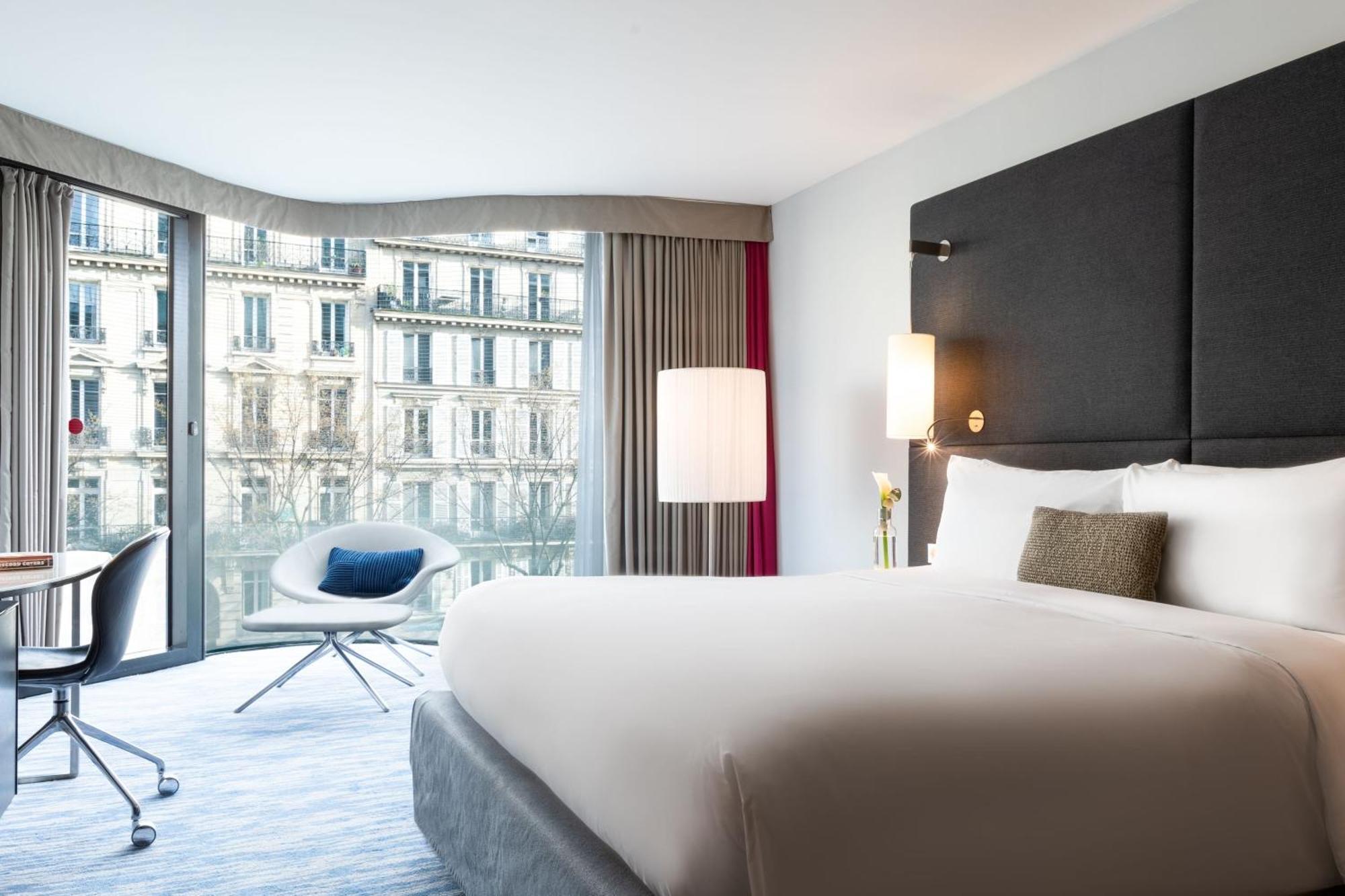 Renaissance Paris Arc De Triomphe Hotel Bagian luar foto
